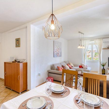 Apartman Mare Милна Экстерьер фото